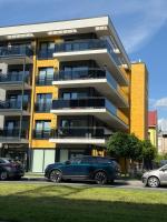 ApartamentZłoty Wolności - Bed and Breakfast Nowy Sącz
