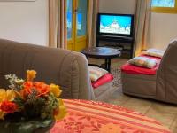 "Clair de Lune" Gîte sur 6000 m2 arborés - Ferienwohnung Largentière