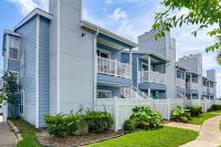 Gorgeous Condo Close to Beach and Local Favs - B&B Galveston