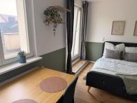 OMNI Rooms - Kastanienhof - B&B Wustermark