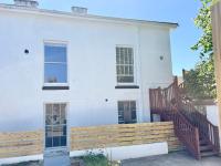 The Headmasters Hideaway a Spacious 3BR 2Bathroom apartment with Patio - B&B Penzance