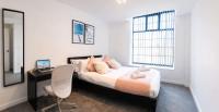 Modern 1 Bedroom Apartment in Derby with Parking - B&B Derby