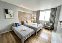 Bright&Modern Space Perfect for couple and Family Step to public transit in Toronto - Chambres d'hôtes Toronto