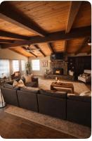 The Country Estate with Custom Fire Pit and Massive Pool - Chambres d'hôtes Exeter