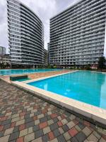 White Sails Batumi Sea & Pool View Apartment - Ferienwohnung Batumi
