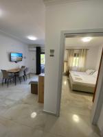 Beachfront Apartment Durres - B&B Durazzo