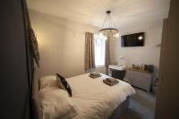 Modern Studio - Central Location - B&B Southport