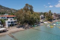 Sea Pearl Beach Front Villa Tolo - B&B Tolo