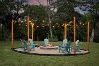 Lakeside Retreat, Hot Tub, Fire Pit, Sleeps 12 - B&B Whitney