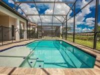 Lakeview Pool Home 4BR Near Legoland Disney - Ferienwohnung Haines City