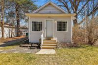 Boho Retro Style in Lansing 10 Mins to MSU Campus - B&B Lansing