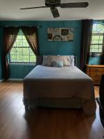 R-Room- 2nd floor in an Awesome Villa 20 minutes from the beach - Chambres d'hôtes Melbourne