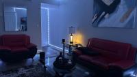 5-Min to The Battery Modern Chill Escape - B&B Marietta