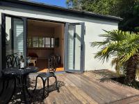 The Annexe - Central Location with Parking & Terrace - Chambres d'hôtes Bournemouth