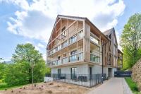 Bright Apartment in Karpacz with Balcony and Parking by Noclegi Renters - Chambres d'hôtes Karpacz