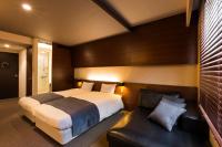 Room Selected at Check In with Shared Bathroom - Non-Smoking