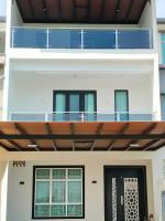 25 Homestay Pulai - B&B Johor Bahru