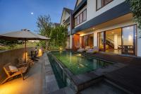 3BR Private Villa l 75 m from the Beach Cemagi - B&B Semege