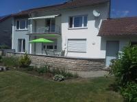 Freundliche Ferienwohnung mit großer Terasse - Ferienwohnung Aichstetten