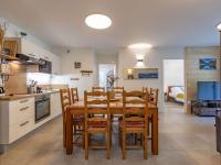 Appartement T3, terrasse, parking, animaux acceptés, proche télécabine et centre de Cauterets - FR-1-401-305 - Chambres d'hôtes Cauterets