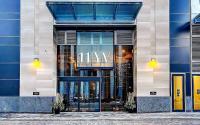 Modern 1BR Escape in Prime Yorkville - B&B Toronto