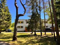 Leisi Forest View Apartment - B&B Leisi