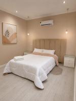Price and quality, new apartment in the city center - B&B Luanda