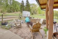 Mountain Views + BBQs: Updated Cody Cabin - Bed and Breakfast Cody