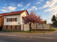 Zója Apartmanház - Bed and Breakfast Nagykanizsa
