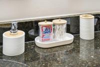 4BR Naples Retreat , Pool & Jacuzzi - Ferienwohnung Naples (Florida)