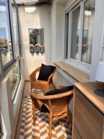 Appartement calme et lumineux, cour extérieure, petits déjeuners sur demande - proche Gare et Centre - Chambres d'hôtes Nîmes