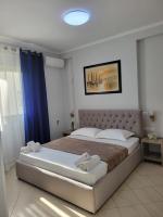 Sunset Central Rooms - B&B Himarë