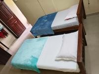 Dhanyam Daily Rental Rooms, Thaikkad Jn, Guruvayur - Chambres d'hôtes Guruvāyūr