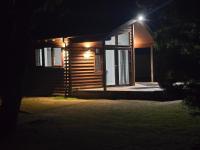 The Reading three bedroom chalet with gardens, suitable for contractors - B&B Reading