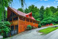 Luxury Mountain Cabin with Hot Tub - B&B Sevierville
