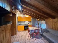 Appartamenti Turistici Monchio 3 - Chambres d'hôtes Monchio delle Corti