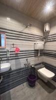 Hotel Saaj Inn, Home Stay & Restaurant - Chambres d'hôtes Dabhil