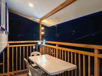 Cozy Small Resthouse Gated Parking Wi-Fi - Chambres d'hôtes Baguio
