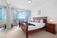 3 Bedroom 2 Bathroom Ocean View Apartment - Level 32