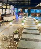 Sky View Luxury Apartment Rooftop Cafe Access - B&B Rawalpindi