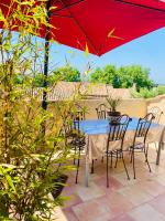 Suite de Charme avec Terrasse Panoramique & Entrée Indépendante - Bed and Breakfast Cucuron