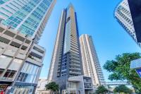 Tropical City Escape-Balcony with Deluxe River & Story Bridge Views-Free Parking - B&B Brisbane