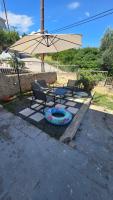 Pavlina's Holiday Home three minutes from beach - Chambres d'hôtes Tolón