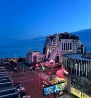 Sea View Apartment GeoVibes in Batumi - B&B Batum