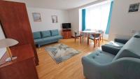 Apartamento de 1 dormitorio con balcón