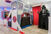 Luxury Themed Villa Pool Theater Game room - B&B Orlando