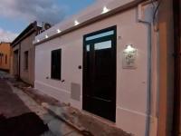 Nanda casa vacanze in Sardinia with internal garden - B&B Cabras