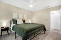 Brownsburg B&B - 3 King Bed 2Full Bath Home! - Bed and Breakfast Brownsburg