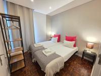 Flats in Boavista Avenue- bednBike - B&B Porto