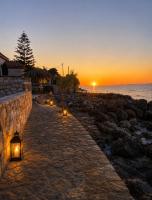 Villa Harmonia II-Seafront Retreat - Ferienwohnung Livadáki